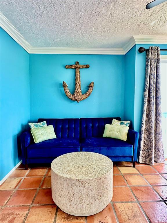 Building Photo - 500 Tiki Dr