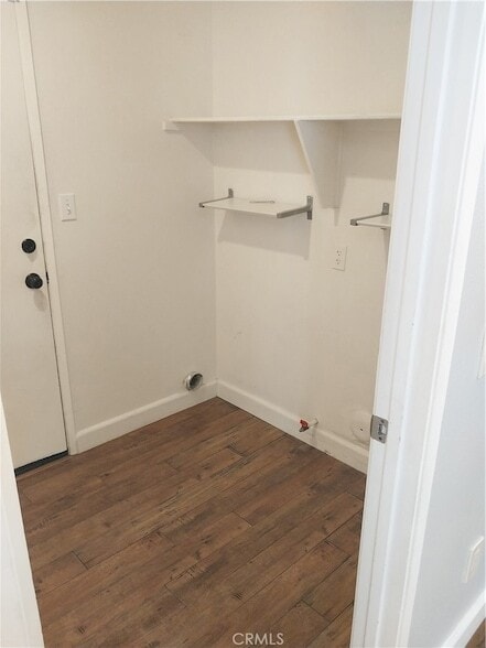 Building Photo - 935 Redtail Dr