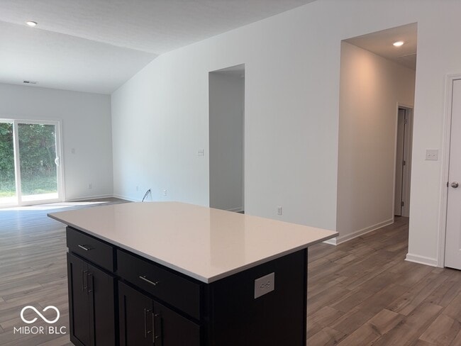 Building Photo - 821 Oyster Bay Dr