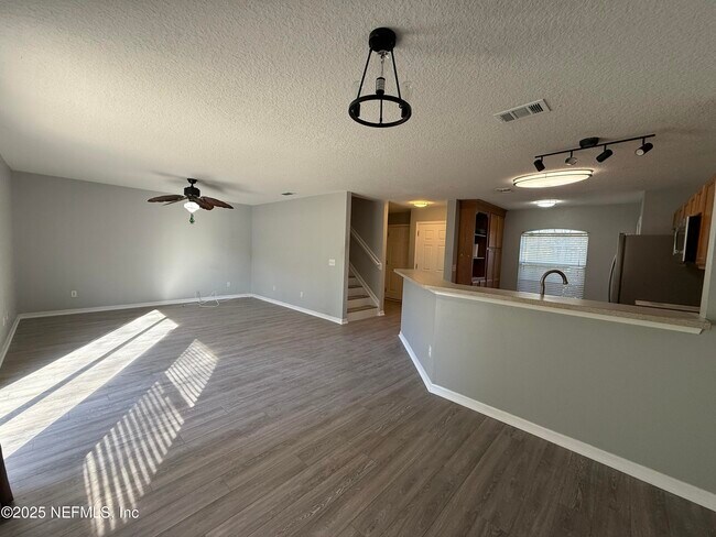 Building Photo - 1865 Green Springs Cir