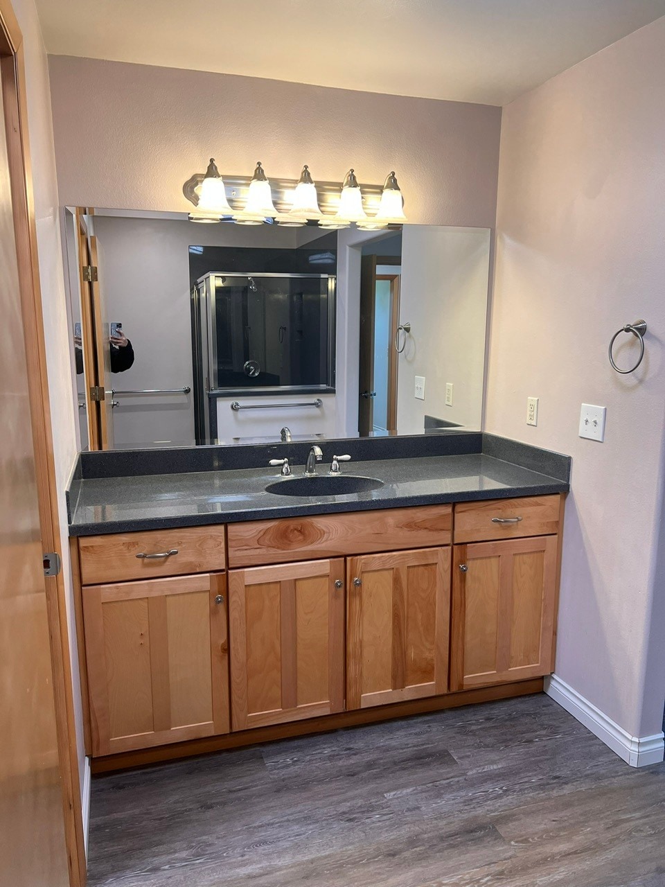 Primary Bedroom Suite - 430 Douglas St SE