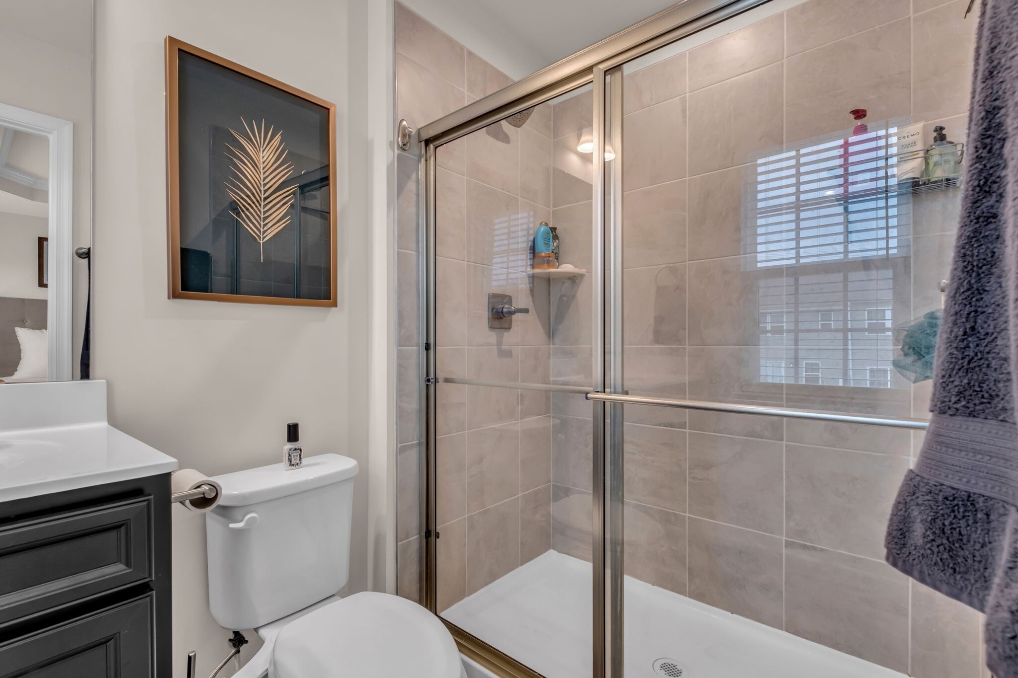 PROPERTY DOES NOT COME FURNISHED - 420 Park Ave