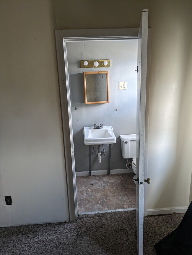 Building Photo - 144 Virginia St