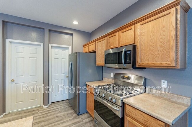 Building Photo - 42509 N 45th Dr