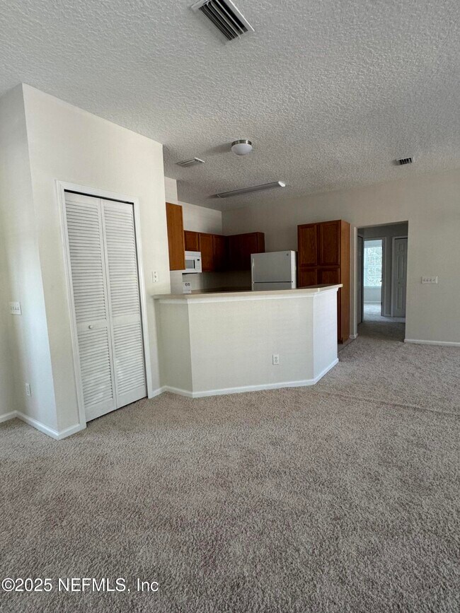 Building Photo - 12423 Forest Lake Cir W