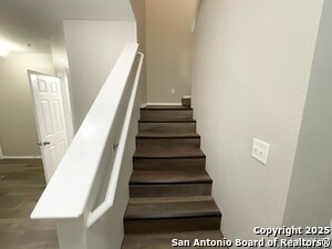 Building Photo - 10830 Mathom Landing