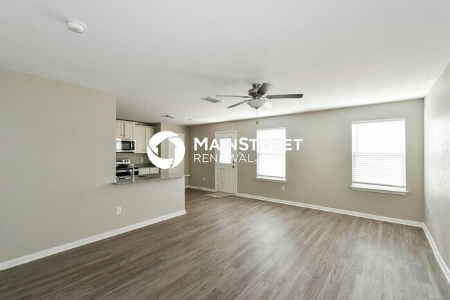 Building Photo - 3 Bedroom Pet-Friendly Home in San Antonio, TX with Main Street Renewal