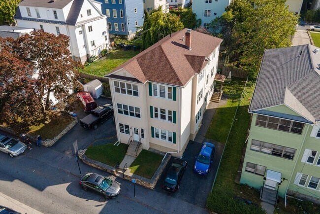 Building Photo - 151 Ingleside Ave