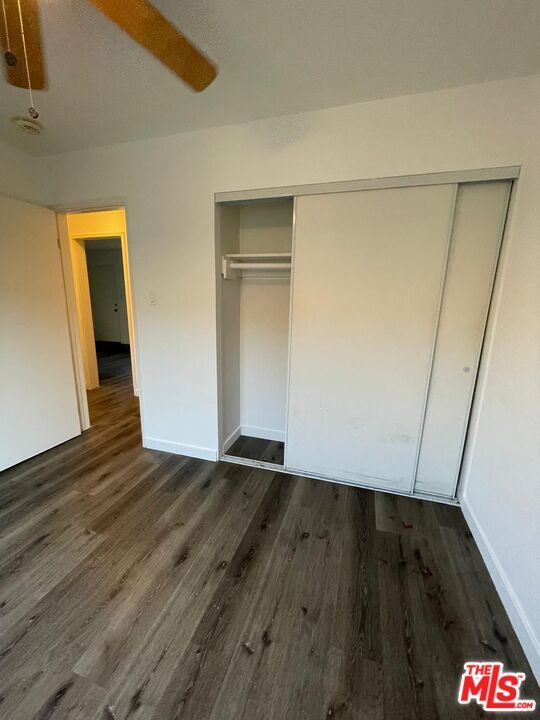 Building Photo - 829 E 108th St