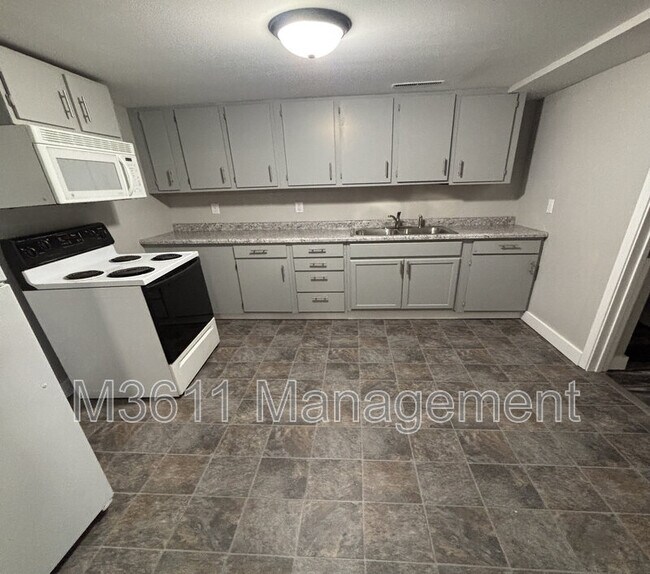 Building Photo - 5313 Leighton Ave