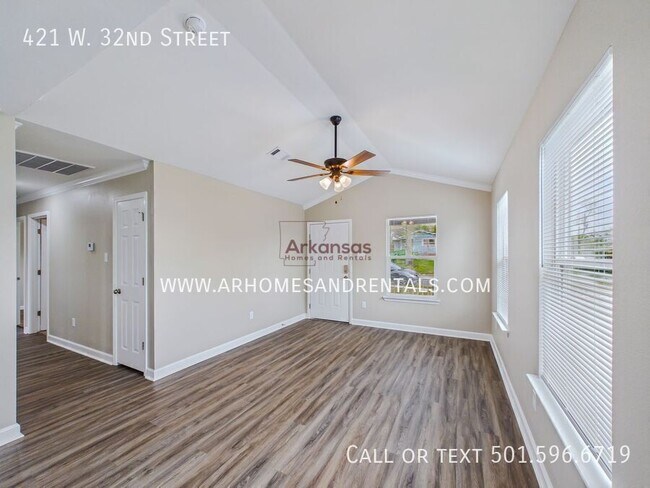 Building Photo - 421 W 32nd St