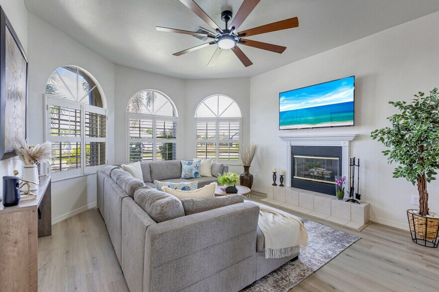 Building Photo - 533 SE 21st Ave