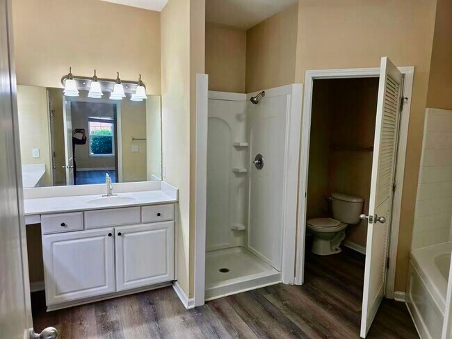 Building Photo - 4104 Regency Ct