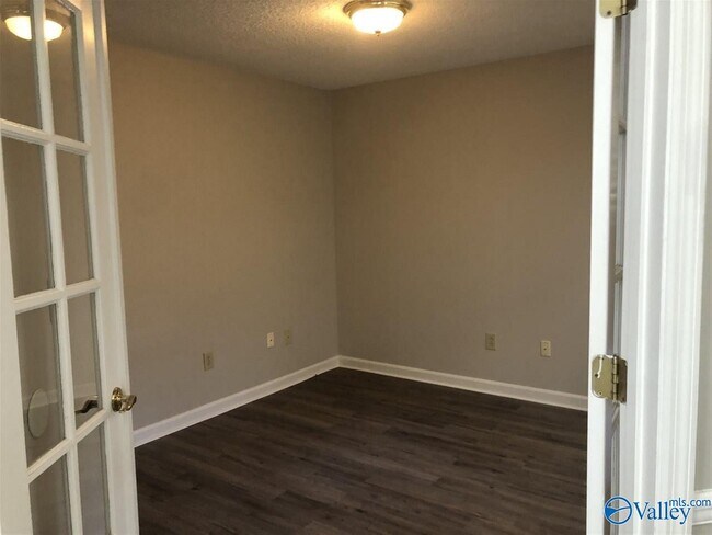 Building Photo - 127 Philadelphia Dr