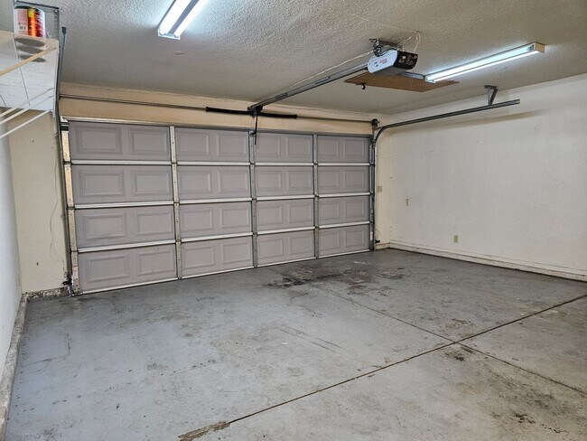 Building Photo - 221 Rector Ln