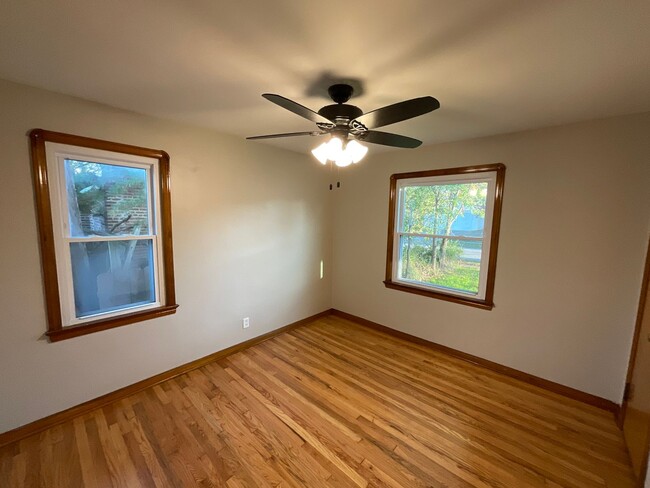 Building Photo - 5418 Charles Ave