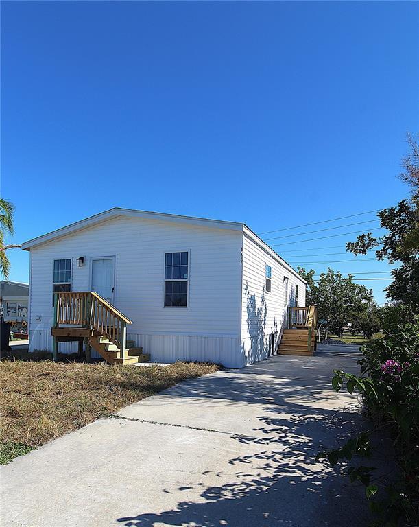 Primary Photo - 4117 10th St Ct E