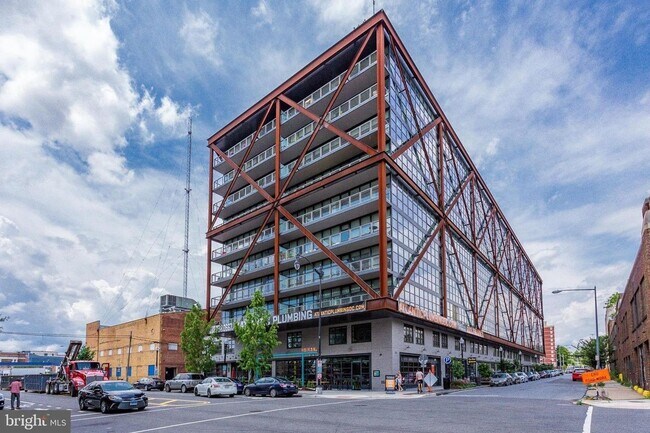 Building Photo - Gorgeous Rowhome Walking Distance to Colum...