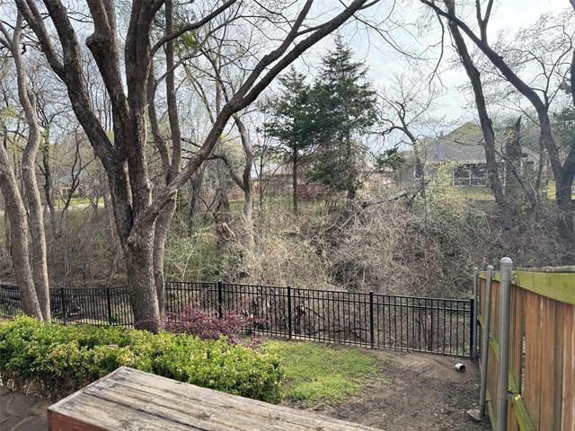 Building Photo - 4442 Sharpsburg Dr