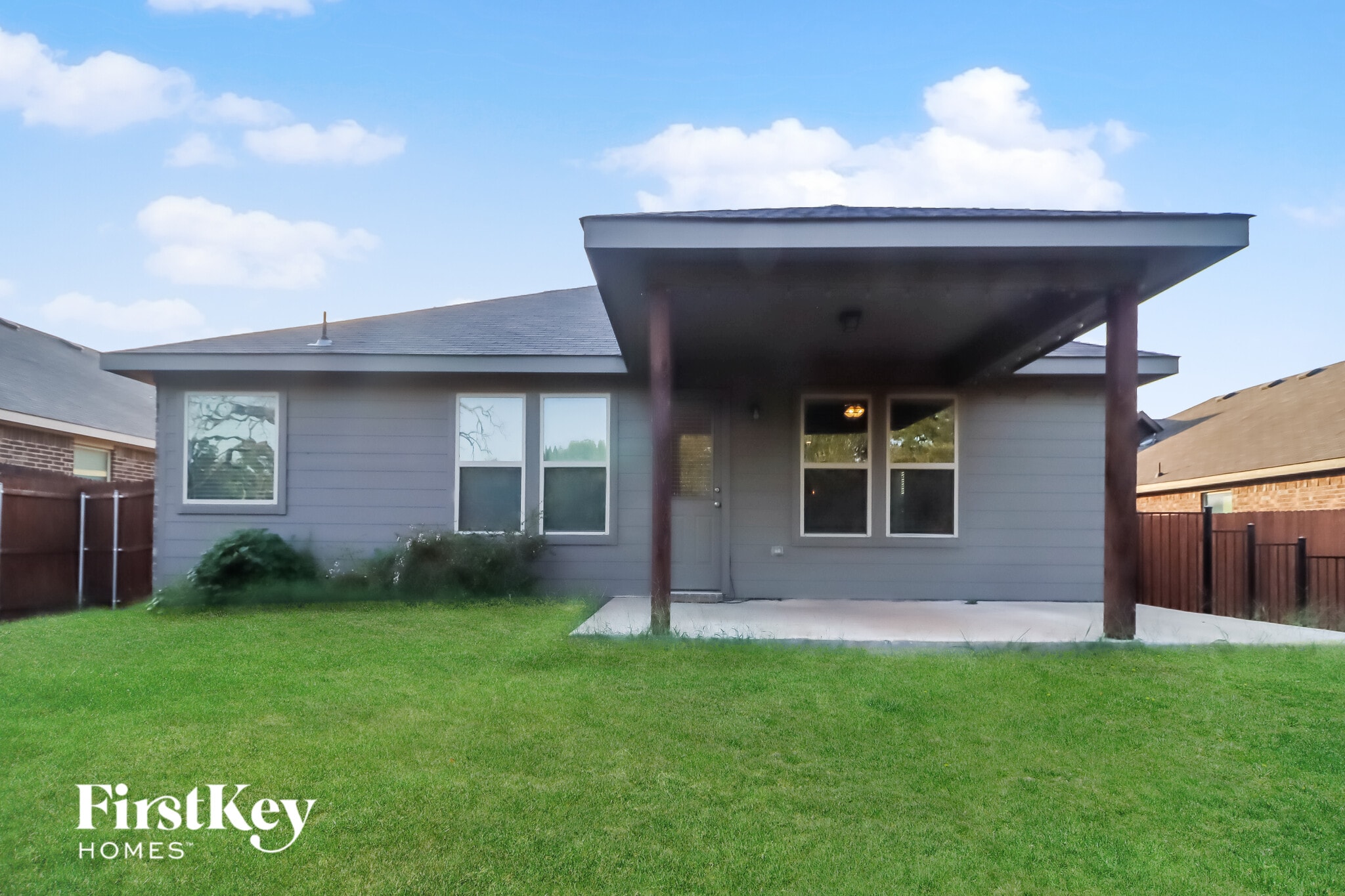 Building Photo - 2520 Doe Run