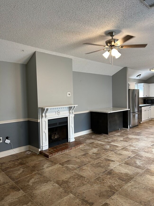 Building Photo - Summer Grove at Meadow Bend