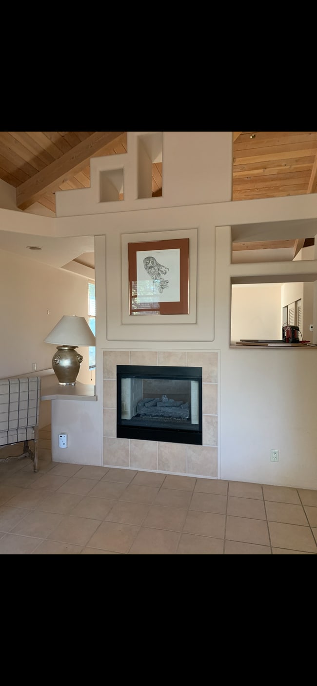 Building Photo - 5476 Quail Meadows Dr
