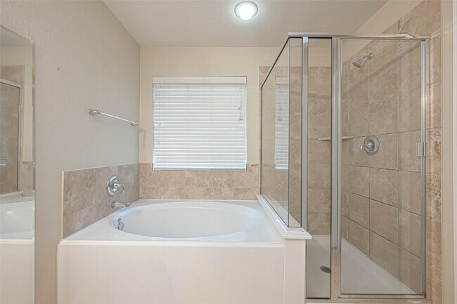 Building Photo - 24630 Folkstone Cir