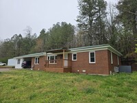 Building Photo - 1607 Old Hwy 64 E