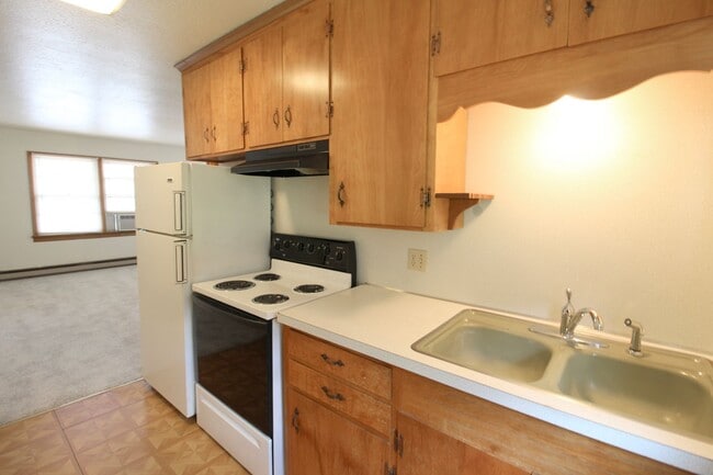 Building Photo - 1 bedroom apartment for rent!