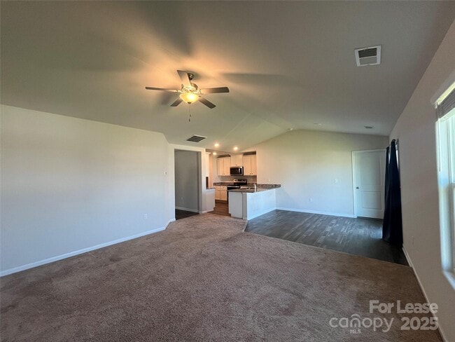 Building Photo - 1228 Phifer Rd