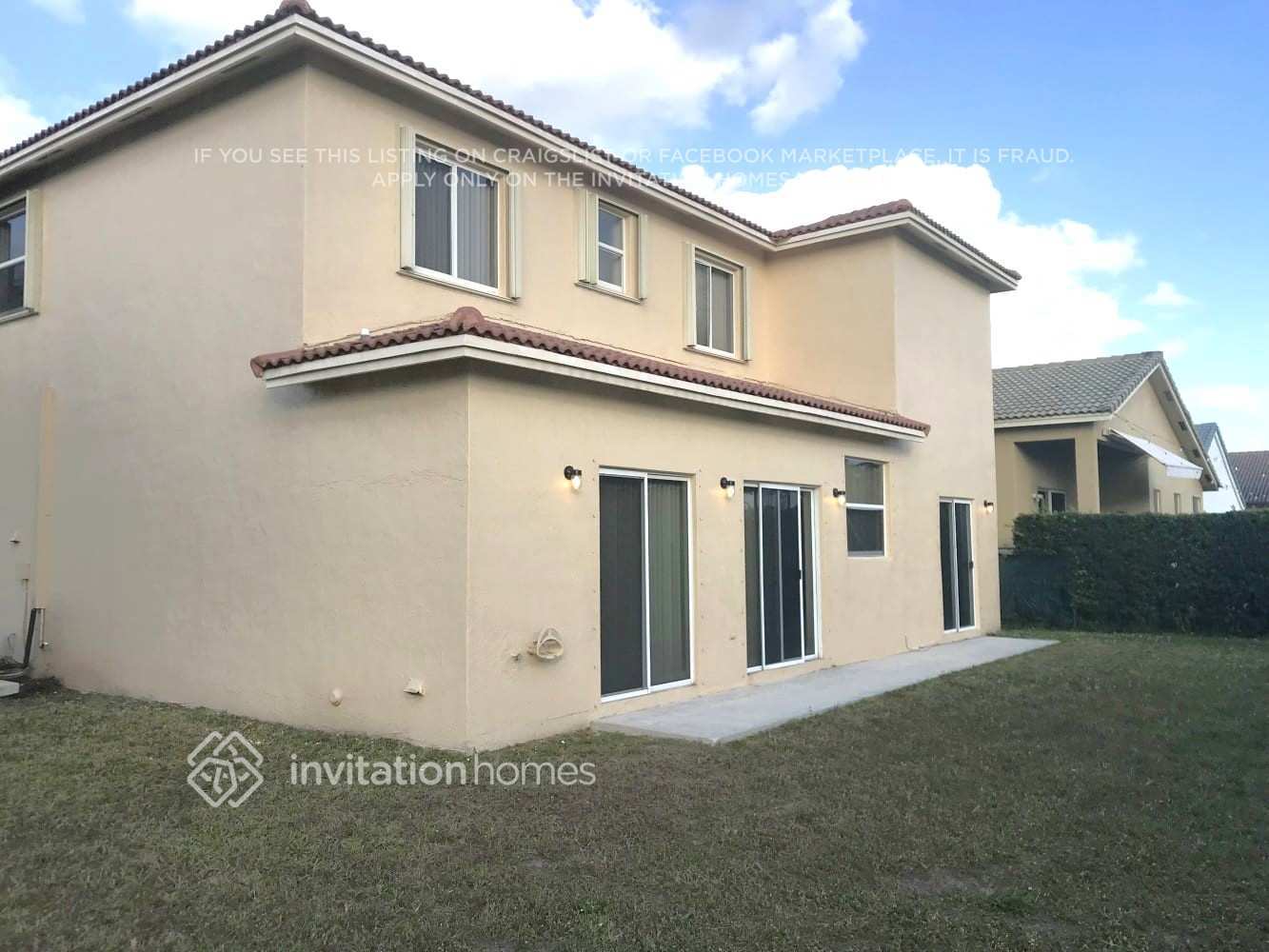 Building Photo - 13260 SW 52nd St