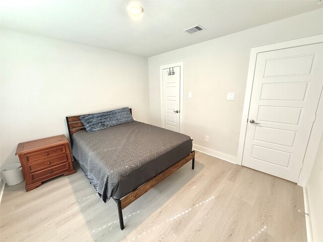 Building Photo - 10325 S Goshawk Trl