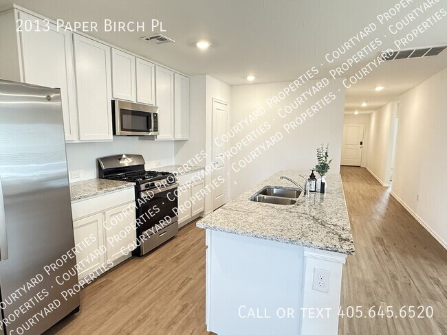 Building Photo - 2013 Paper Birch Pl