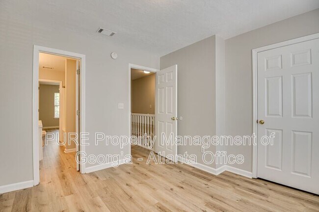 Building Photo - 126 Brittany Way
