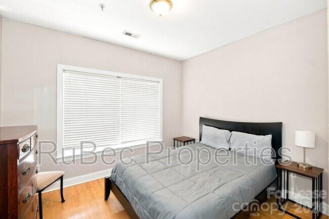 Building Photo - 21136 Kimbrough Ln