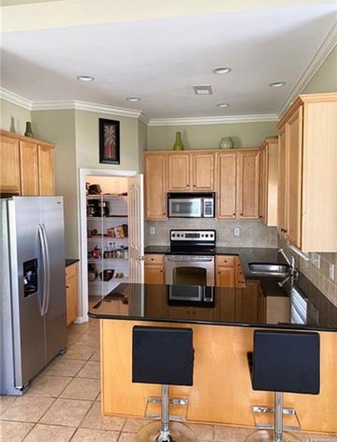 Pantry - 12015 Valley Oak St