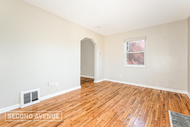 Building Photo - 3541 York St