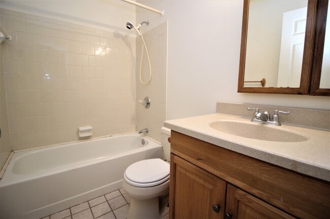 Building Photo - Beautiful 2bd/2ba Historic Butcher's Hill w/ CAC and W/D! --Available 7/15!