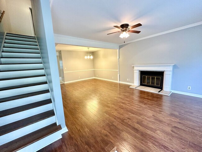 Building Photo - 7806 Sawyer Brown Rd