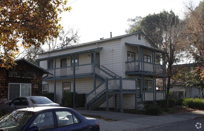 Building Photo - 4344 Railroad Ave