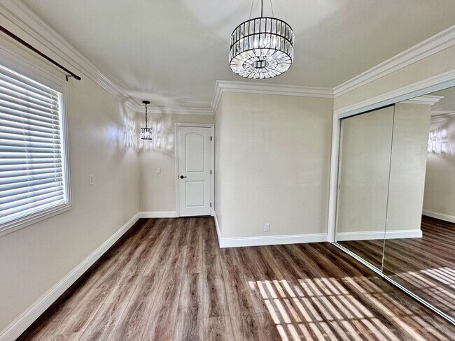 Building Photo - 16419 Bear Meadow Cir
