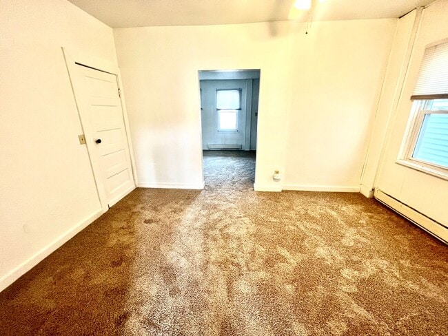 Building Photo - 1613 Fourth Avenue (Full Service)