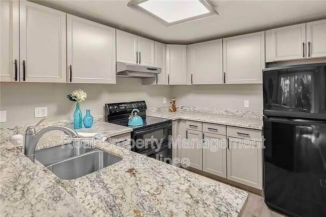 Building Photo - 4229 155th Pl SE