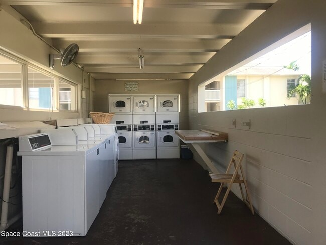 Building Photo - 250 N Banana River Dr