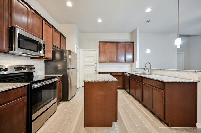 Building Photo - 127 Wickersham