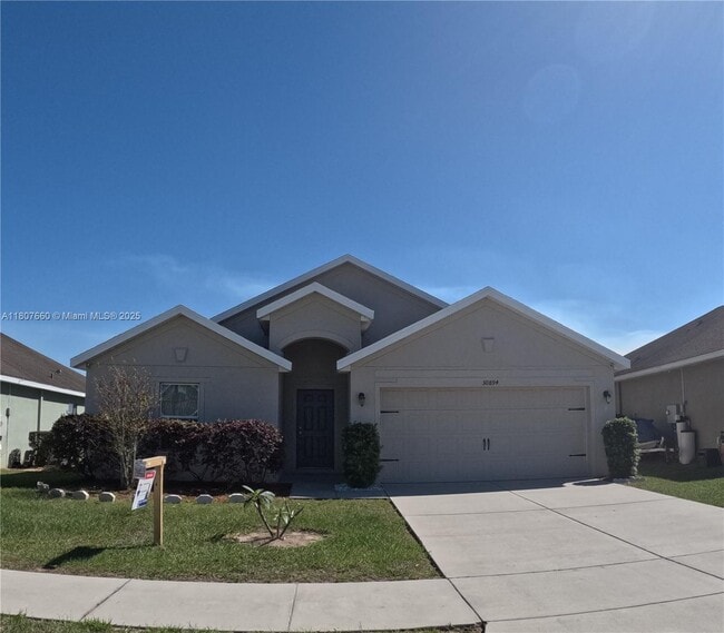 Primary Photo - 30894 Water Lily Dr