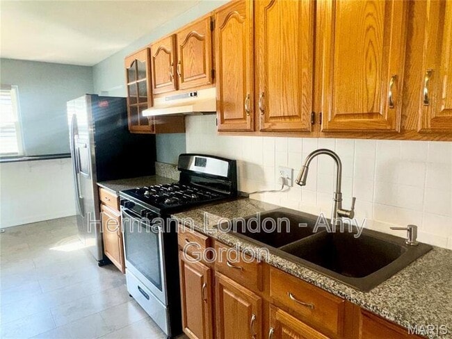 Building Photo - 11086 Alan Shepard Dr