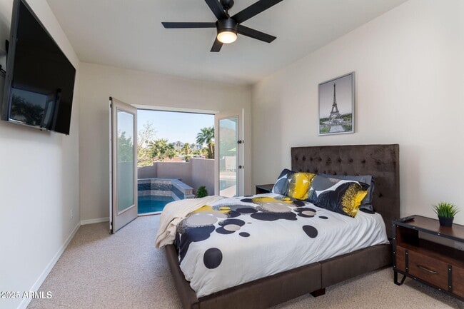 Building Photo - 908 E Waltann Ln