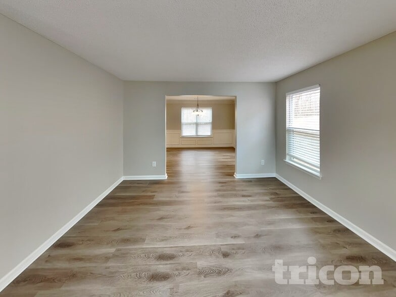 Building Photo - 7436 Petal Pl