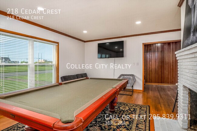 Building Photo - 218 Cedar Crest